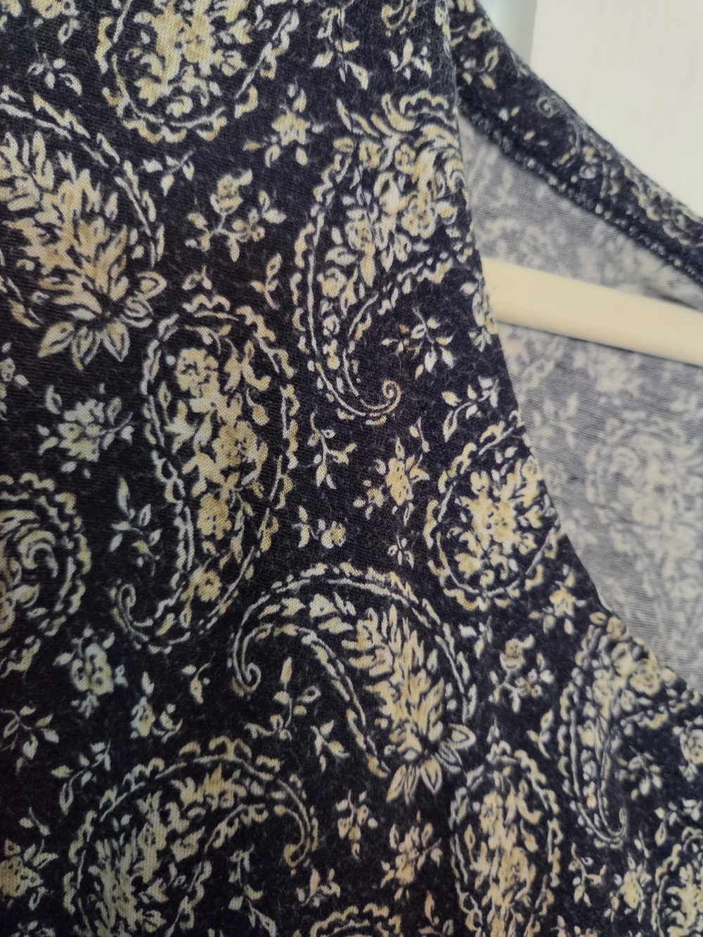 Artisan Navy and Cream Printed Scoop-Neck Tunic - Picture 5 of 9